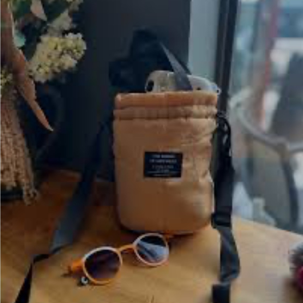 (Daiso) crossbody/drawstring bag